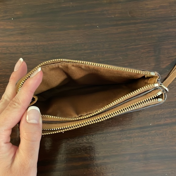 Coach wristlet - Picture 5 of 5